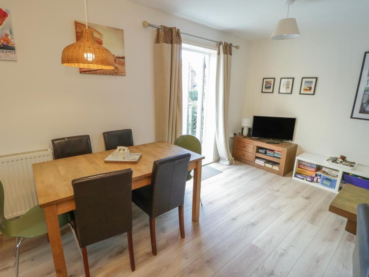 Driftwood Villa Filey Bagian luar foto